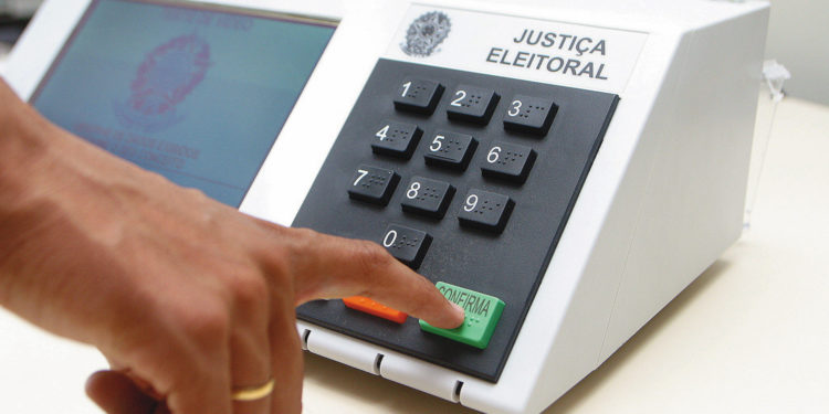 Em 2020, brasileiros vão eleger prefeitos, vice-prefeitos e vereadores; Calendário eleitoral começa em janeiro  
