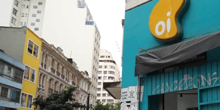 TJPB condena empresa de telefonia a indenizar consumidora em R$ 5 mil